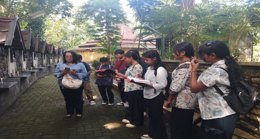 KEGIATAN SISWA KATOLIK DI MASA PRAPASKAH